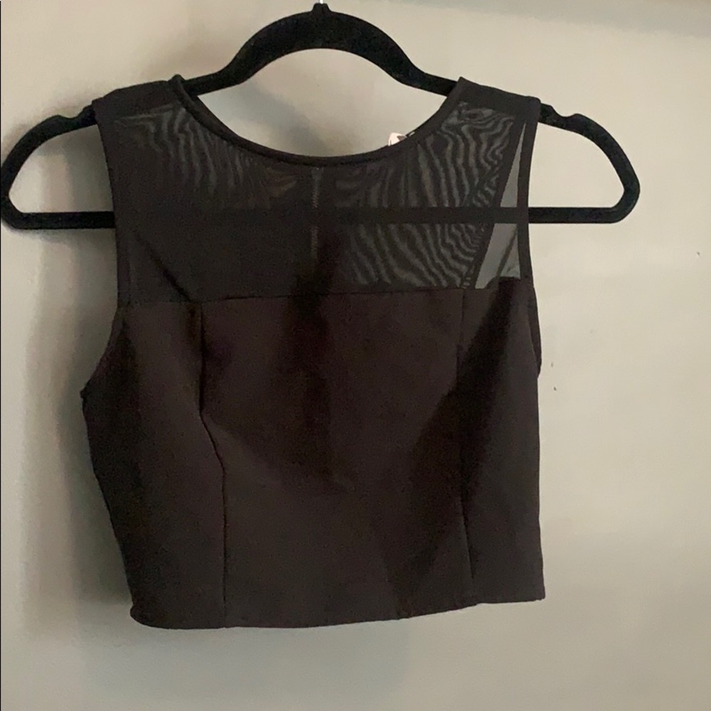 Black crop top